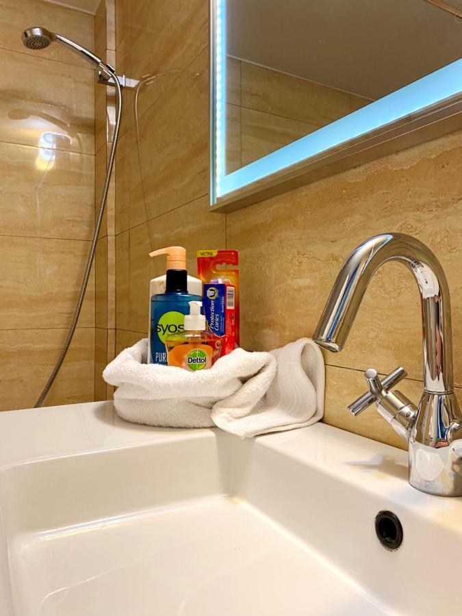 Traveller'S Choice Apartment Атина Екстериор снимка